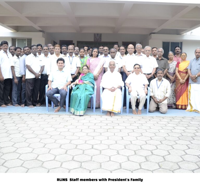 RLINS Staff members with President's Family